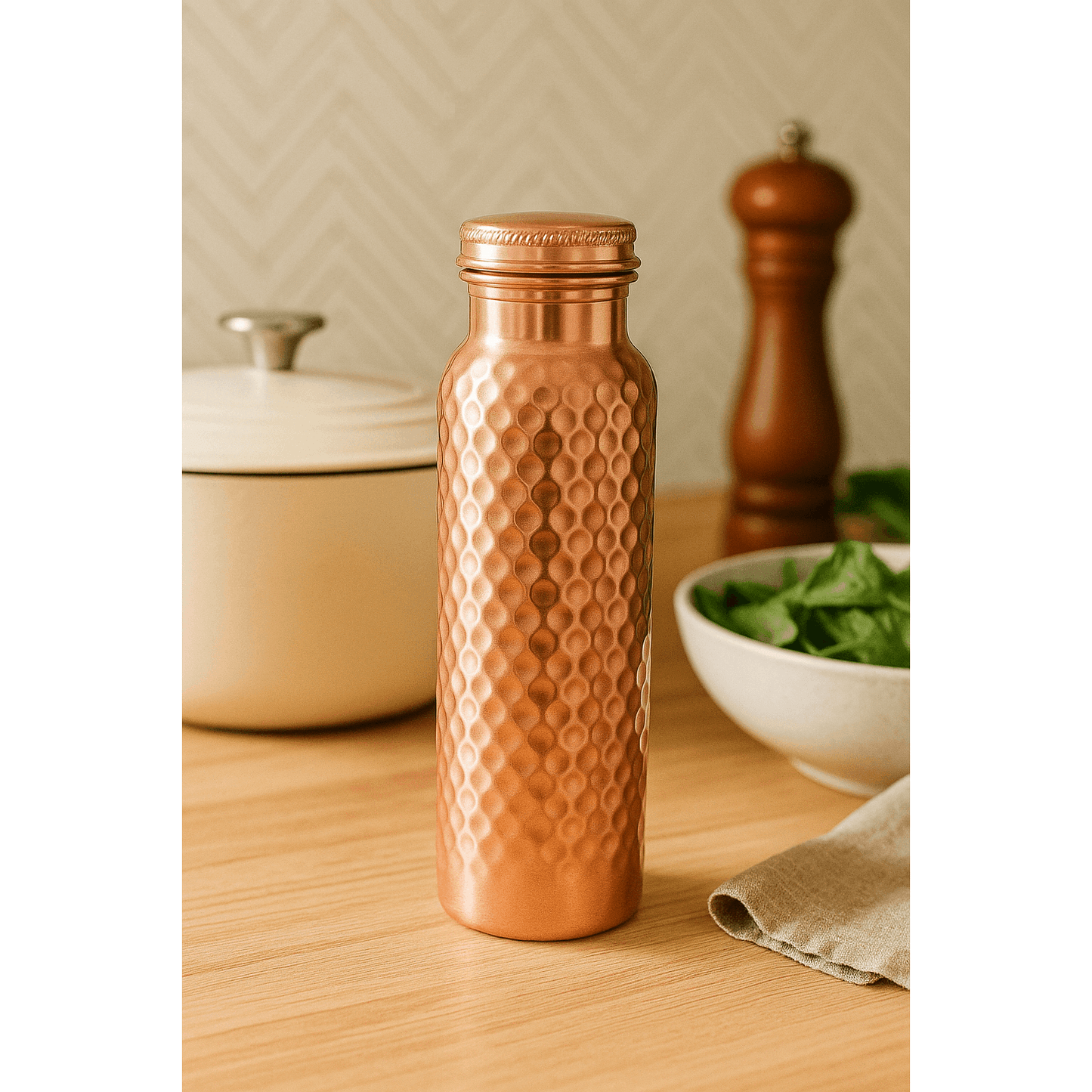 STORE INDYA Copper Water Bottle, 30 Oz, Hammered Ayurvedic Drinking Vessel with Leak-Proof Lid, Smooth Finish, Durable Stylish Design,